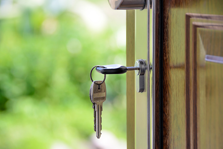 A2B Locks are able to provide local locksmiths in South Hornchurch to repair your broken locks. 